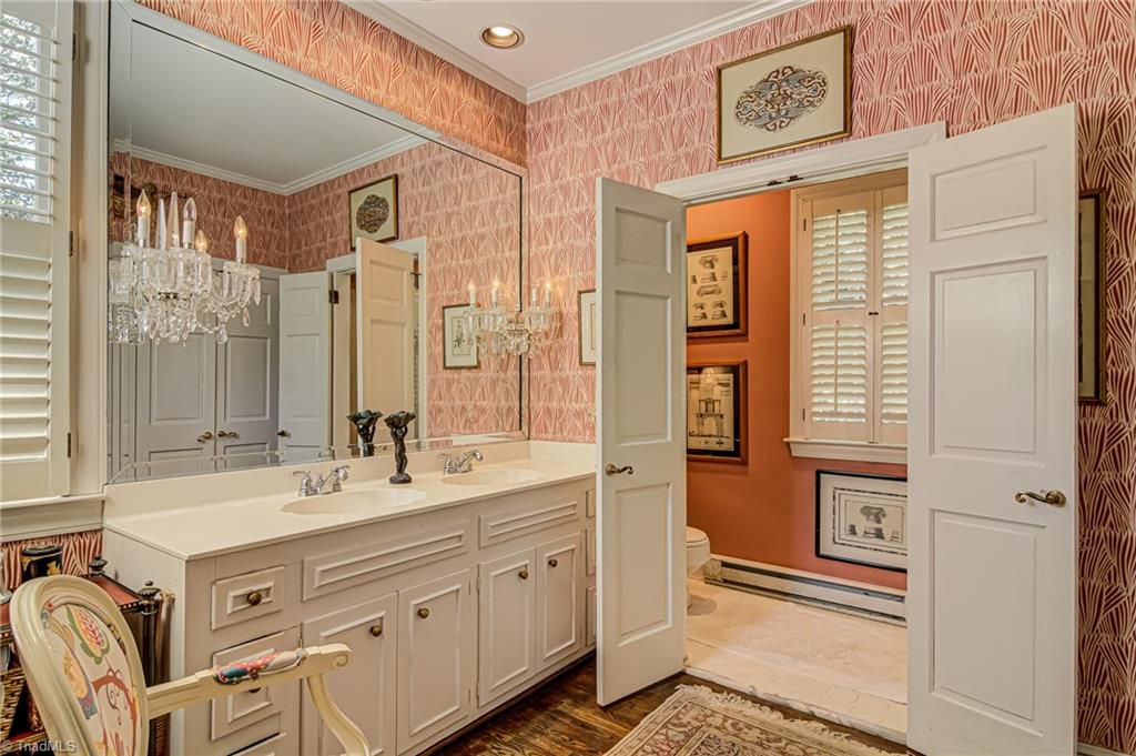707 Dover Road Greensboro, NC 27408 - Photo 18 of 33 Gallery Image 18
