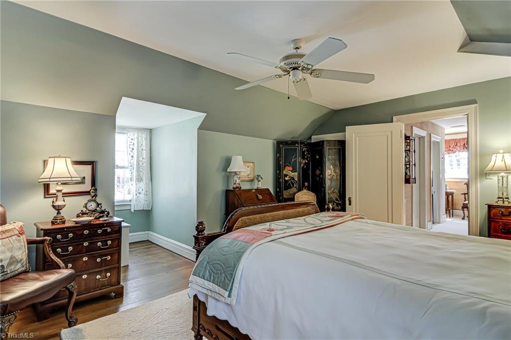 707 Dover Road Greensboro, NC 27408 - Photo 24 of 33 Gallery Image 24