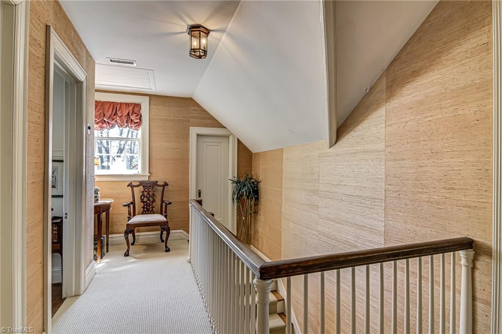 707 Dover Road Greensboro, NC 27408 - Photo 26 of 33 Gallery Image 26
