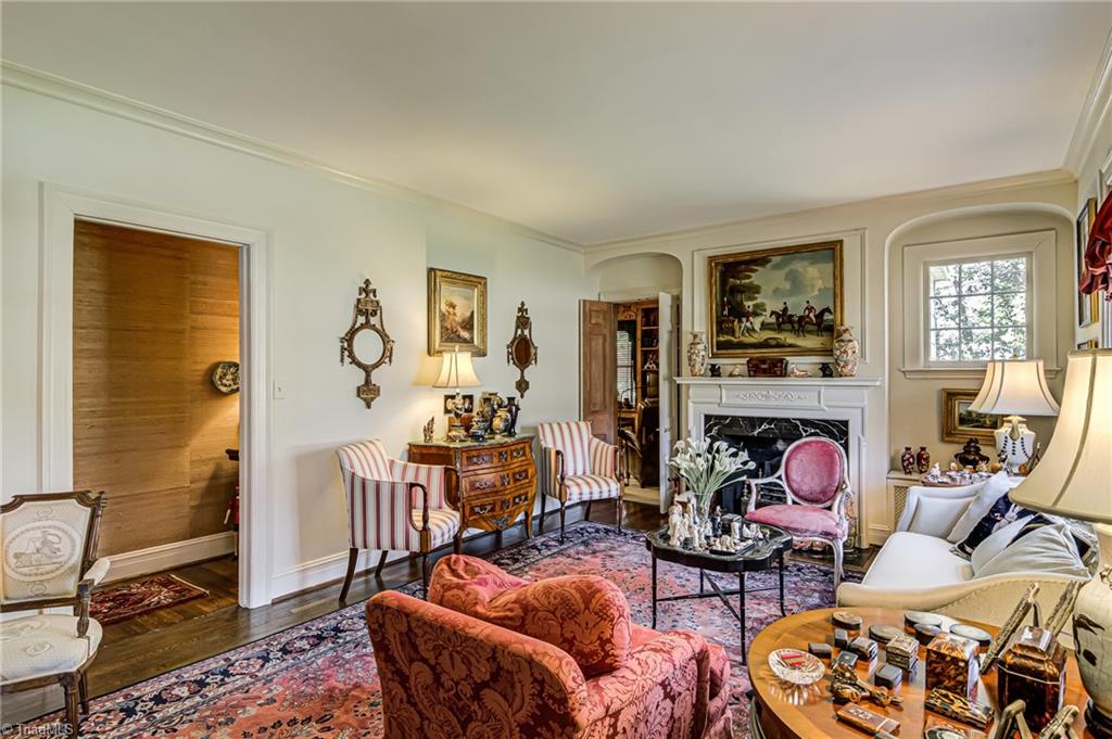 707 Dover Road Greensboro, NC 27408 - Photo 3 of 33 Gallery Image 3