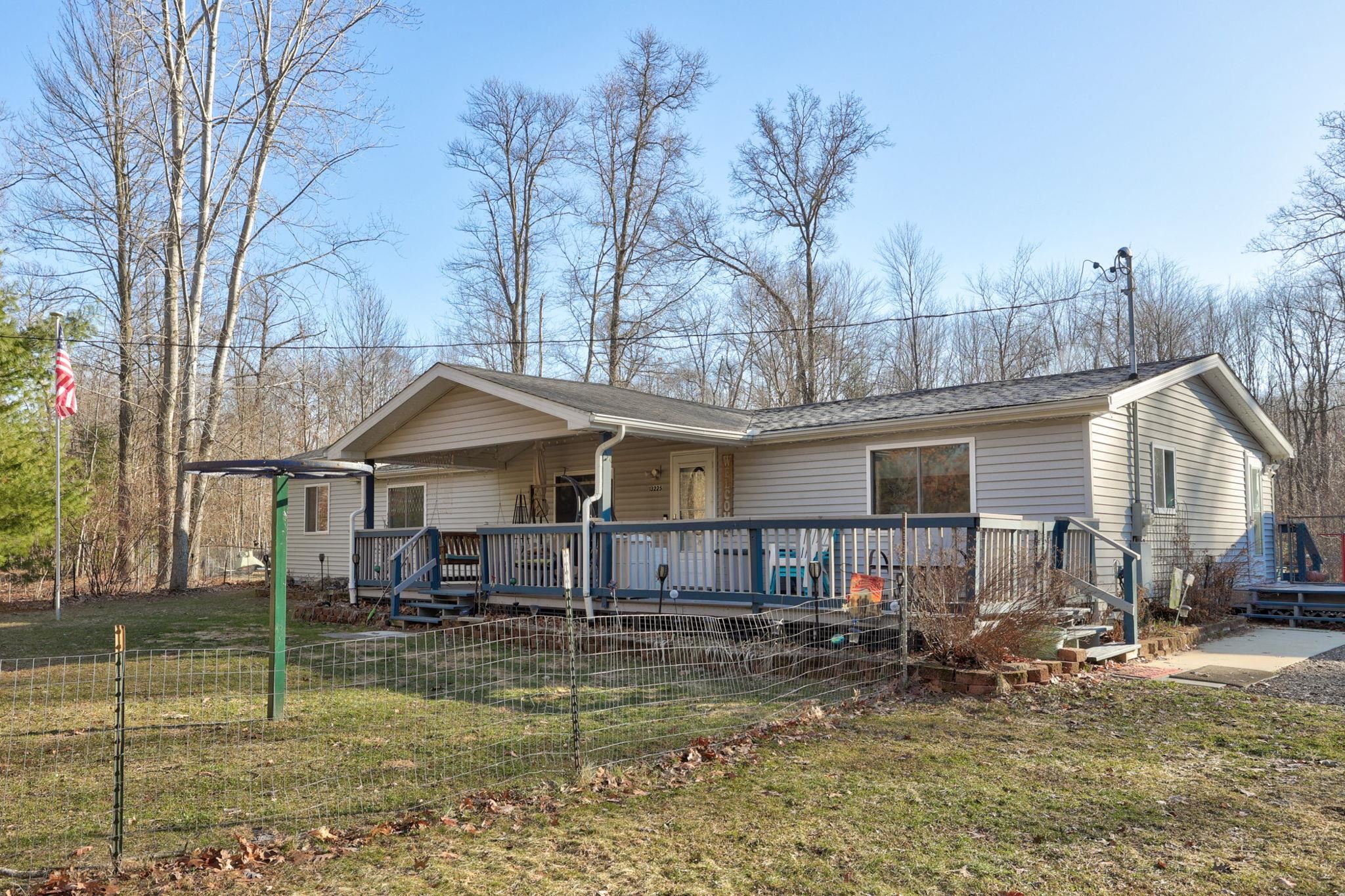 13225 E Road Montrose, MI 48457 - Photo 2 of 42 Gallery Image 2