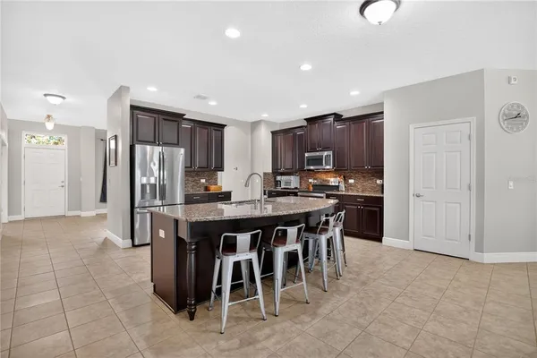 $689,000 | 402 Egret Pl Drive, Winter Garden, FL 34787