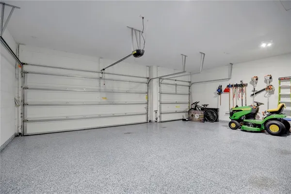 $689,000 | 402 Egret Pl Drive, Winter Garden, FL 34787