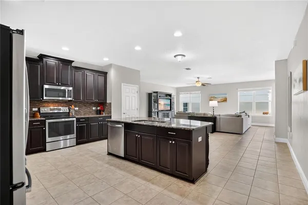 $689,000 | 402 Egret Pl Drive, Winter Garden, FL 34787