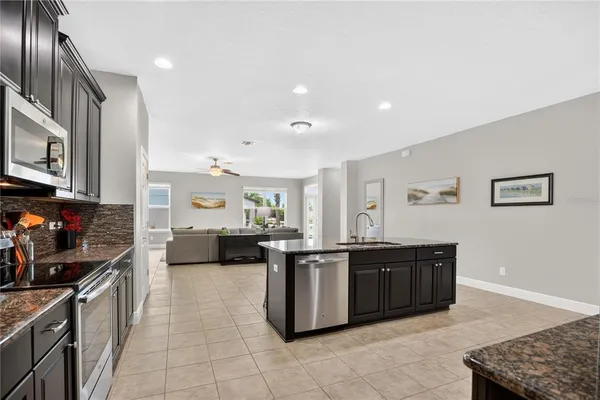 $689,000 | 402 Egret Pl Drive, Winter Garden, FL 34787