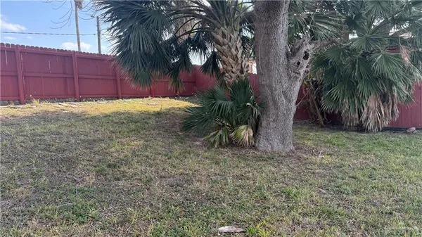 $1,300 | 8504 Lago Vista Drive, Edcouch, TX 78538