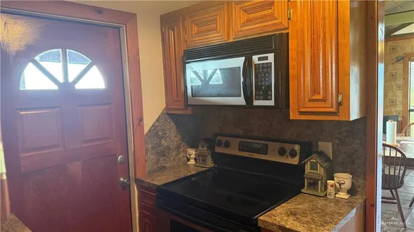 $1,300 | 8504 Lago Vista Drive, Edcouch, TX 78538