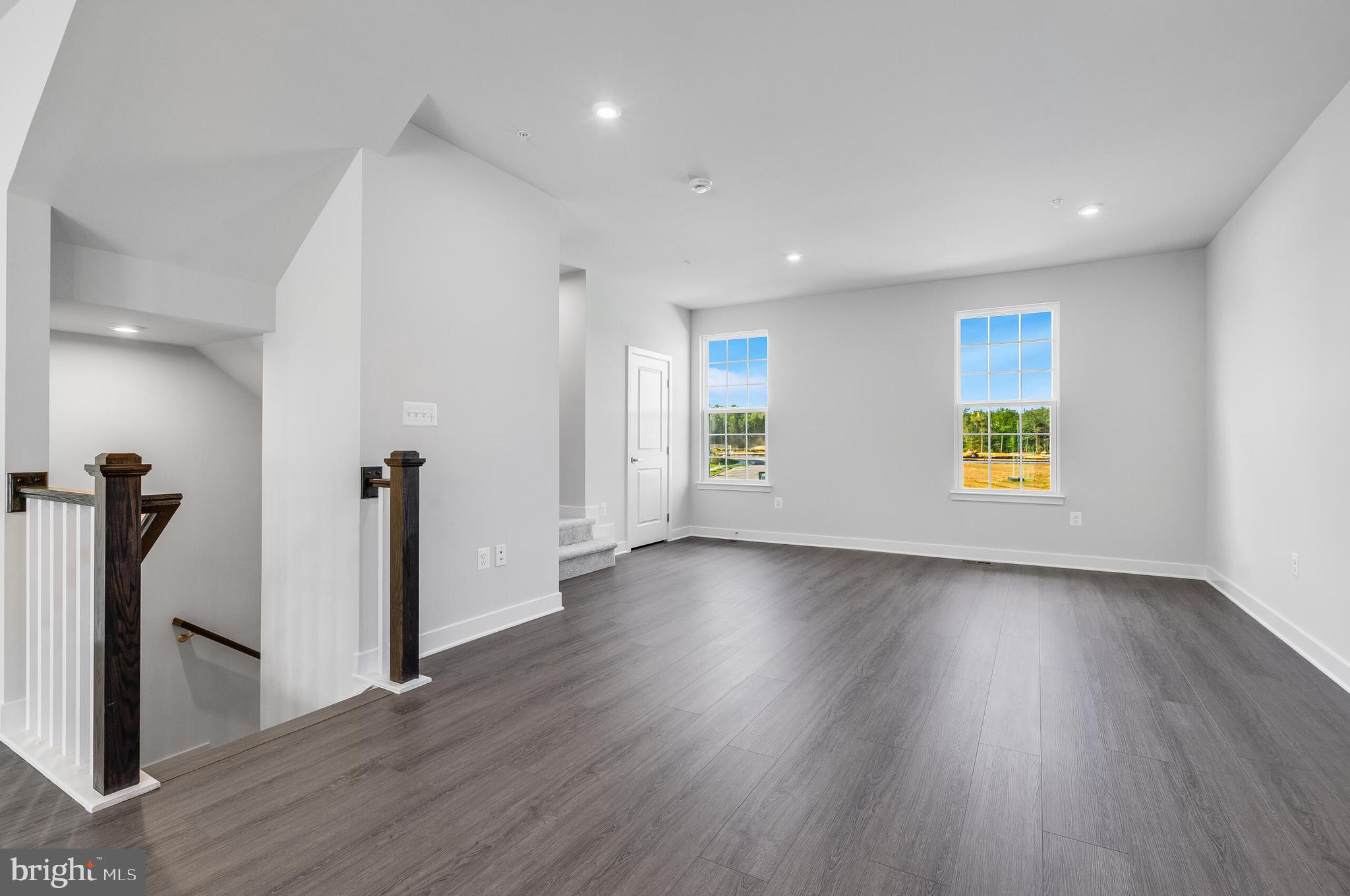 8515 Branch Side Way, Unit ST2001B Brandywine, MD 20613 - Photo 21 of 31 LIVING ROOM