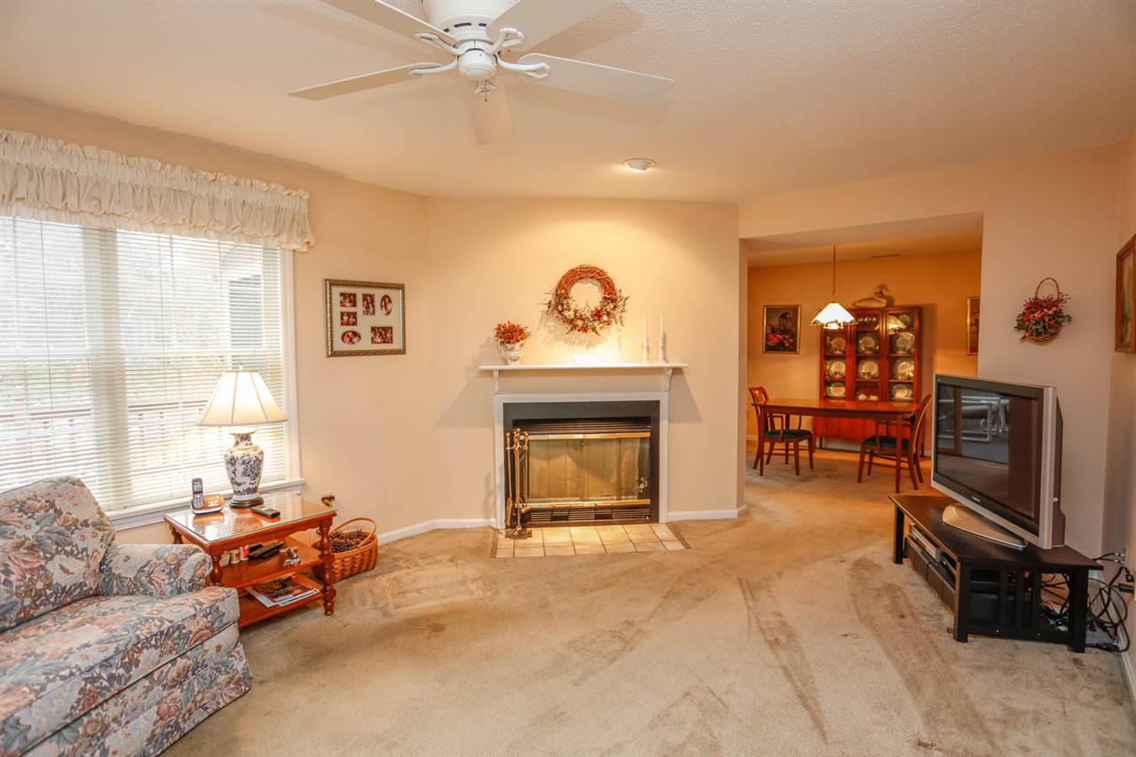 30 Teakwood Road Merrimack, NH 03054 - Photo 3 of 40 Gallery Image 3