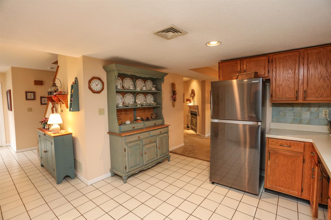 30 Teakwood Road Merrimack, NH 03054 - Photo 8 of 40 Gallery Image 8