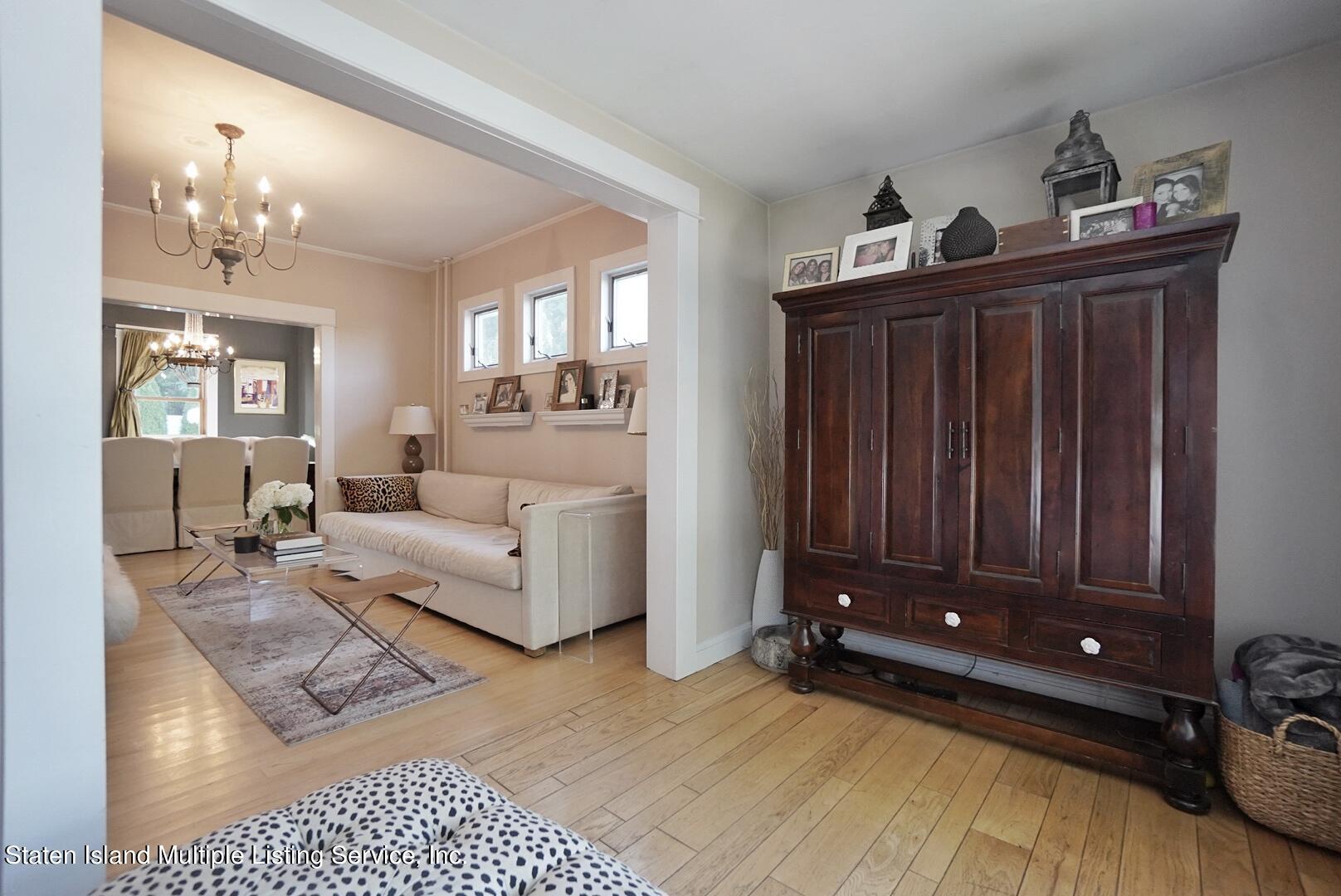 117 Ridgewood Place Staten Island, NY 10301 - Photo 13 of 44 Photo Mar 13 2022, 12 03 01 PM