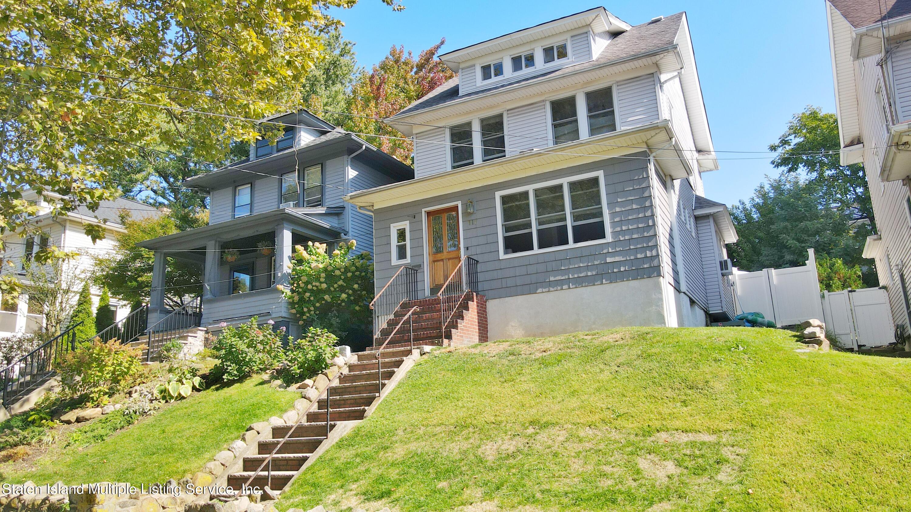 117 Ridgewood Place Staten Island, NY 10301 - Photo 3 of 44 Photo Oct 11 2022, 12 19 42 PM