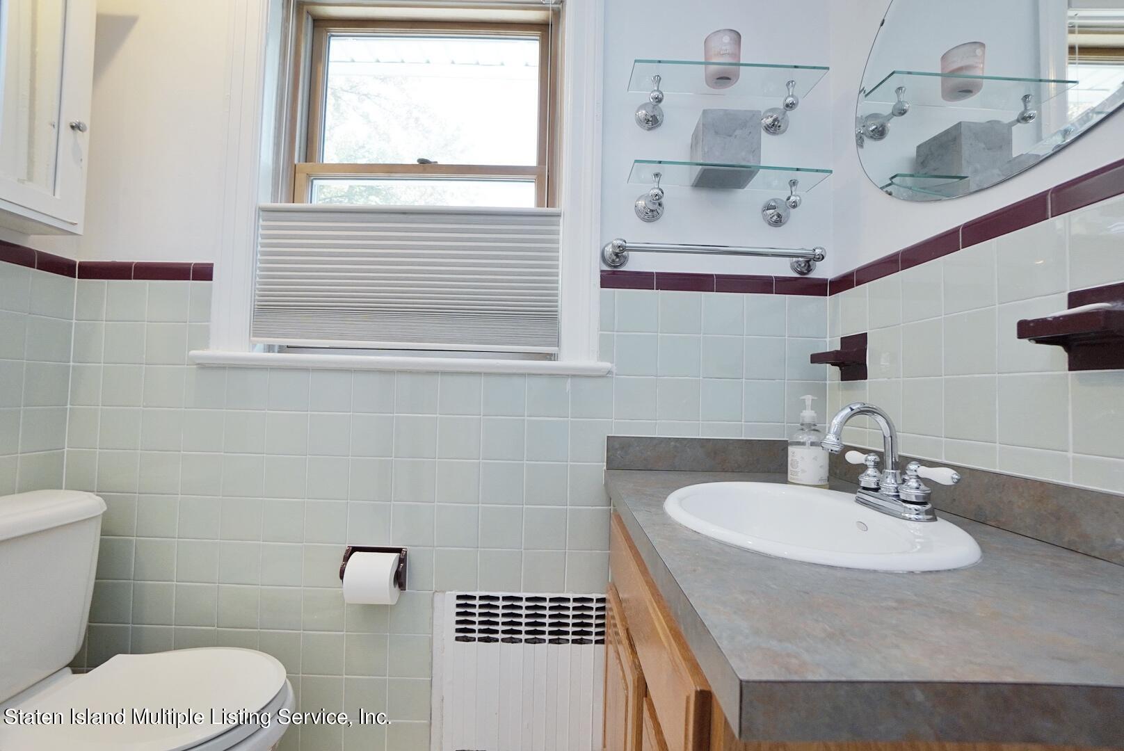 117 Ridgewood Place Staten Island, NY 10301 - Photo 31 of 44 Photo Mar 13 2022, 12 07 21 PM