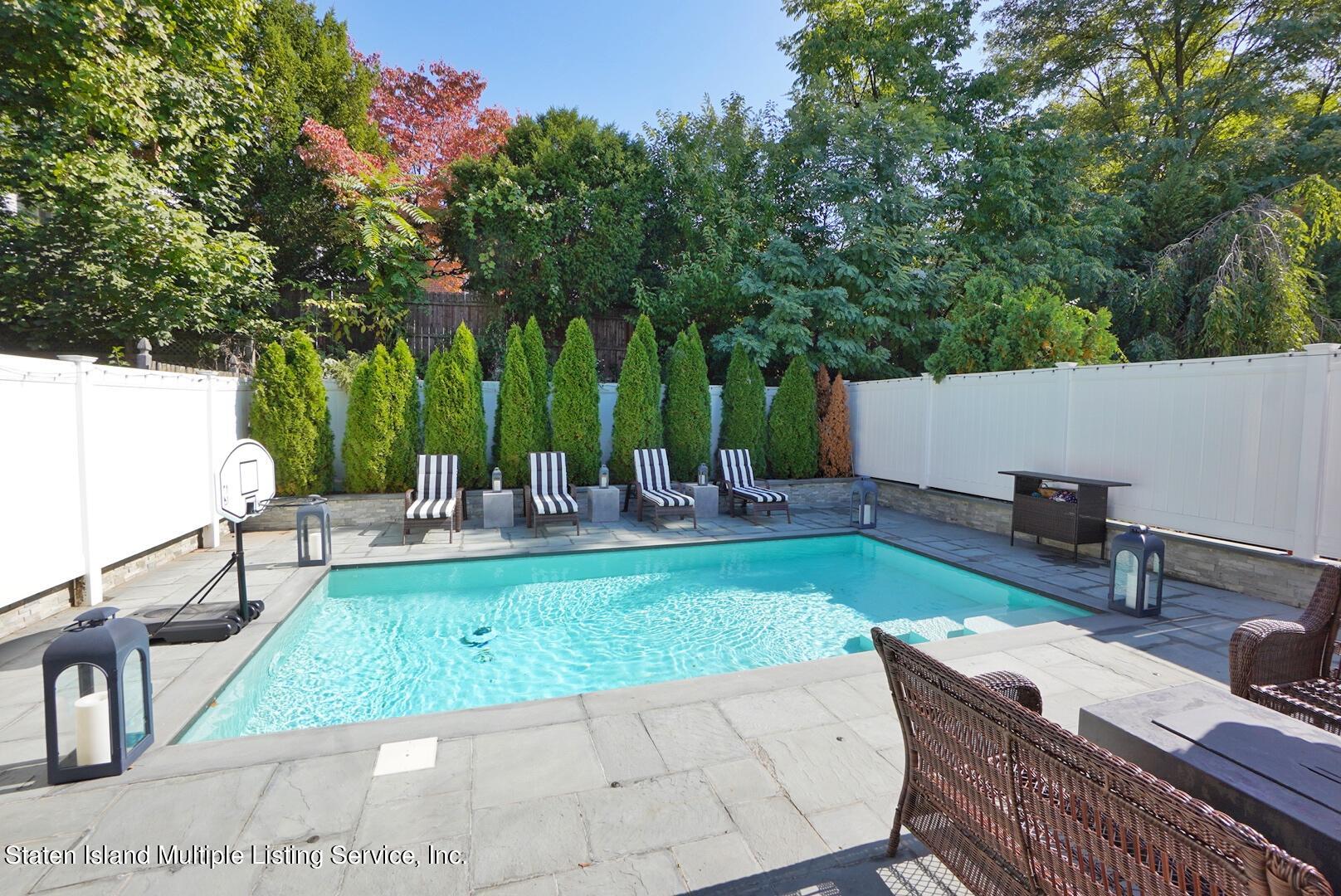 117 Ridgewood Place Staten Island, NY 10301 - Photo 41 of 44 Photo Mar 13 2022, 12 13 19 PM