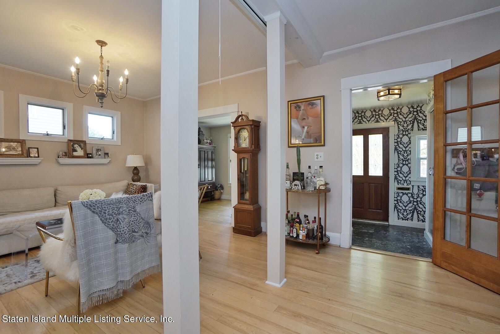 117 Ridgewood Place Staten Island, NY 10301 - Photo 7 of 44 Photo Mar 13 2022, 12 01 19 PM