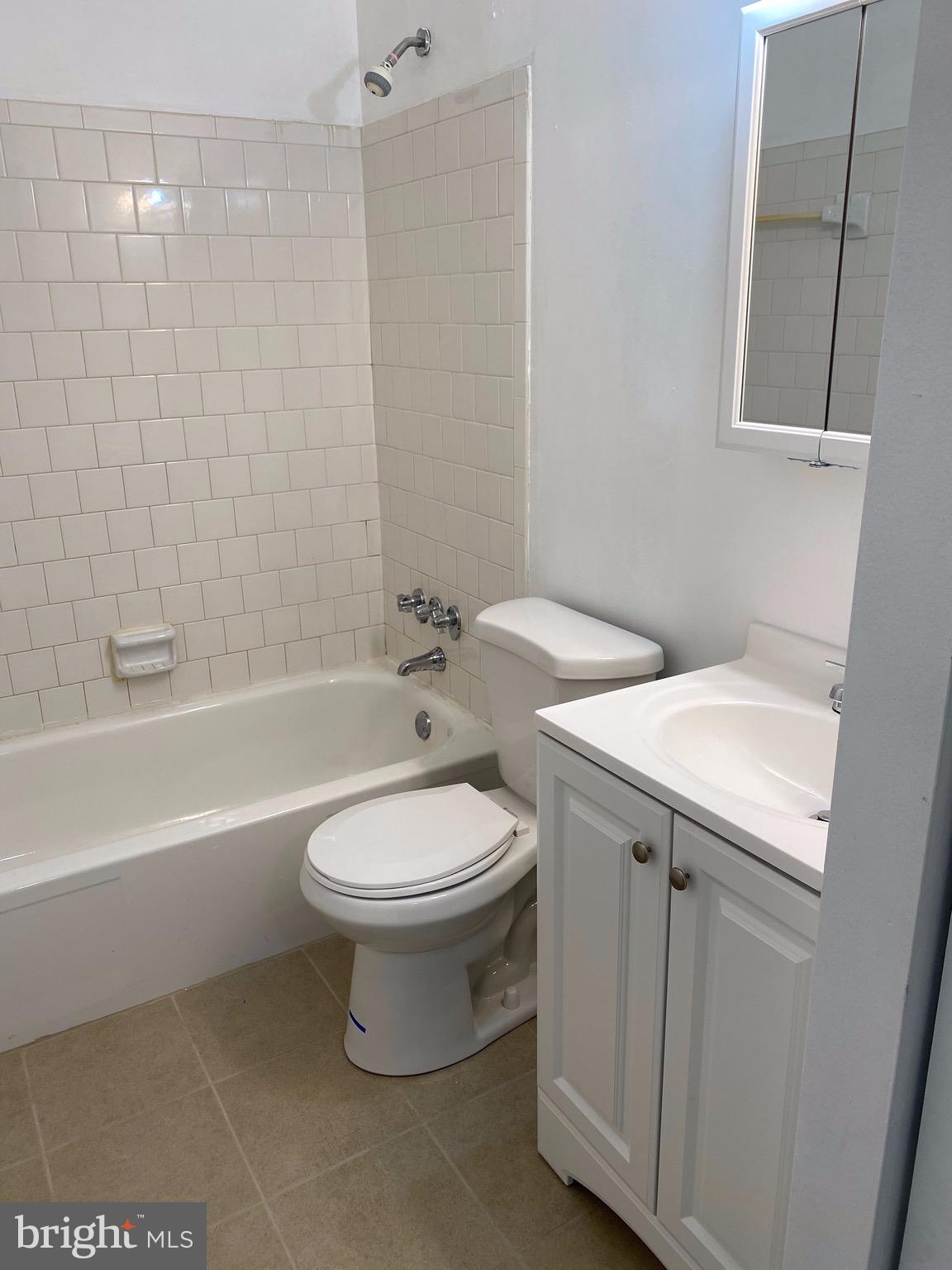 8807 Trimble Way Baltimore, MD 21237 - Photo 16 of 32 Top Fl Full Bath with new sink sanity and toilet