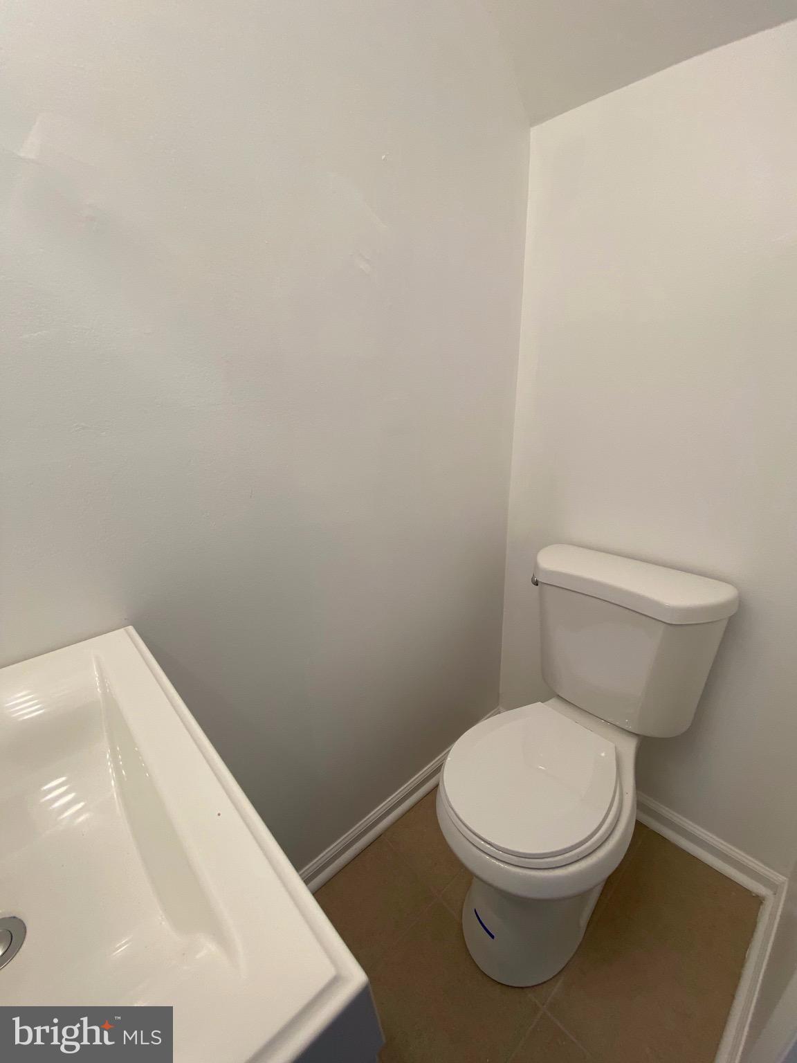 8807 Trimble Way Baltimore, MD 21237 - Photo 10 of 32 Second view of bathroom w/ nice ceramic tile