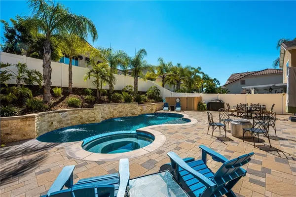 $1,378,500 | 64 Toulon Avenue, Lake Forest, CA 92610