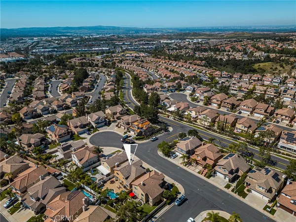 $1,378,500 | 64 Toulon Avenue, Lake Forest, CA 92610