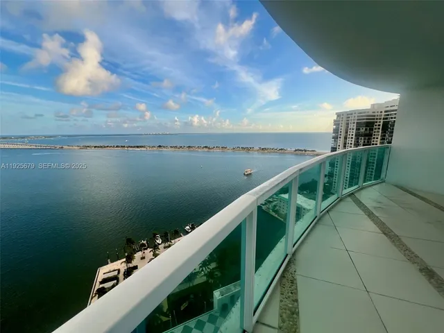 $5,600 | 2101 Brickell Avenue, Unit 2306, Miami, FL 33129