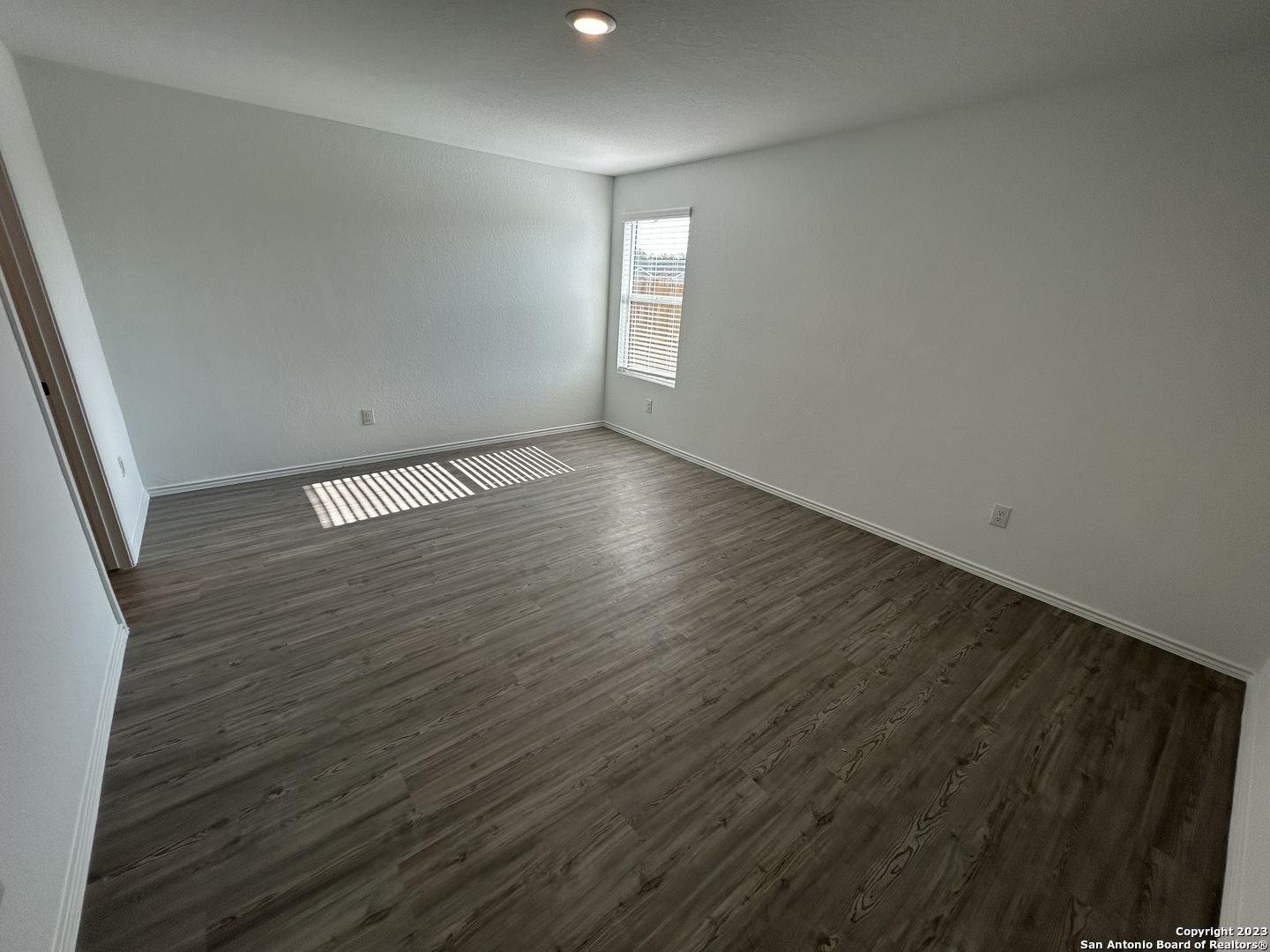 9946 Dicket Mead Road San Antonio, TX 78254 - Photo 9 of 27