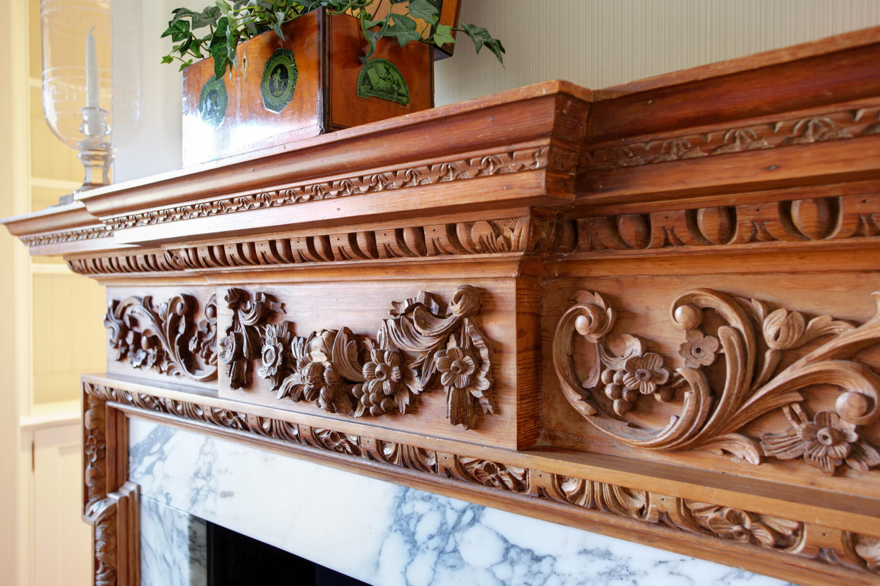 39 Tower Hill Road, Unit 16C Osterville, MA 02655 - Photo 25 of 42 a close up of a sign