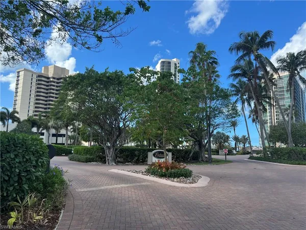 $6,000 | 4551 Gulf Shore Boulevard North, Unit 1506, Naples, FL 34103