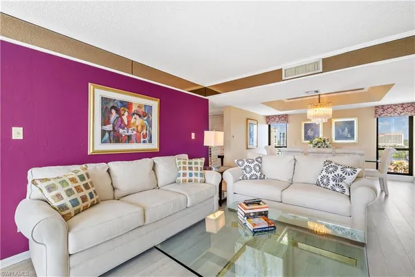 $6,000 | 4551 Gulf Shore Boulevard North, Unit 1506, Naples, FL 34103