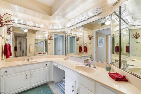 $6,000 | 4551 Gulf Shore Boulevard North, Unit 1506, Naples, FL 34103