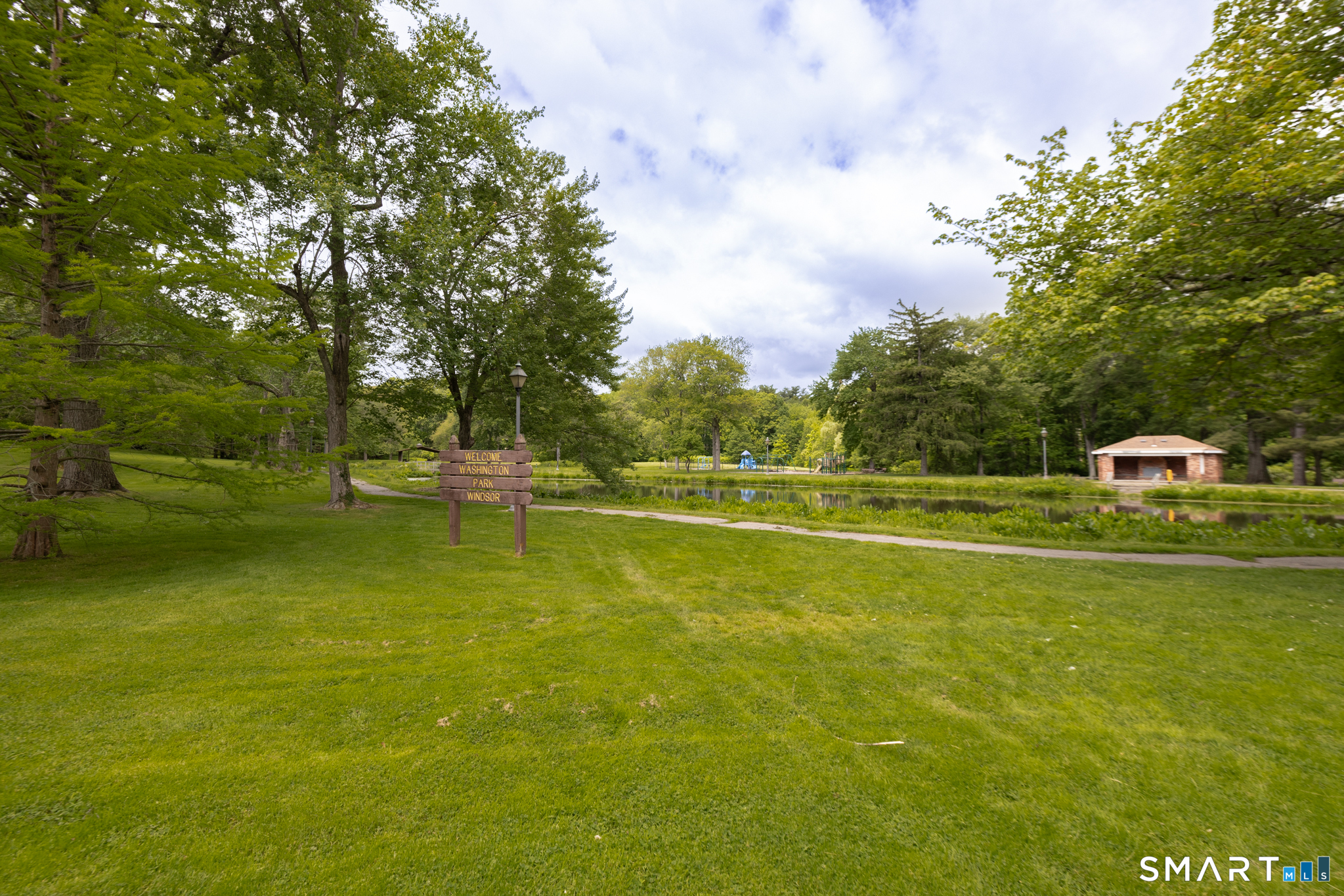 31 Ridgewood Road Windsor, CT 06095 - Photo 33 of 36