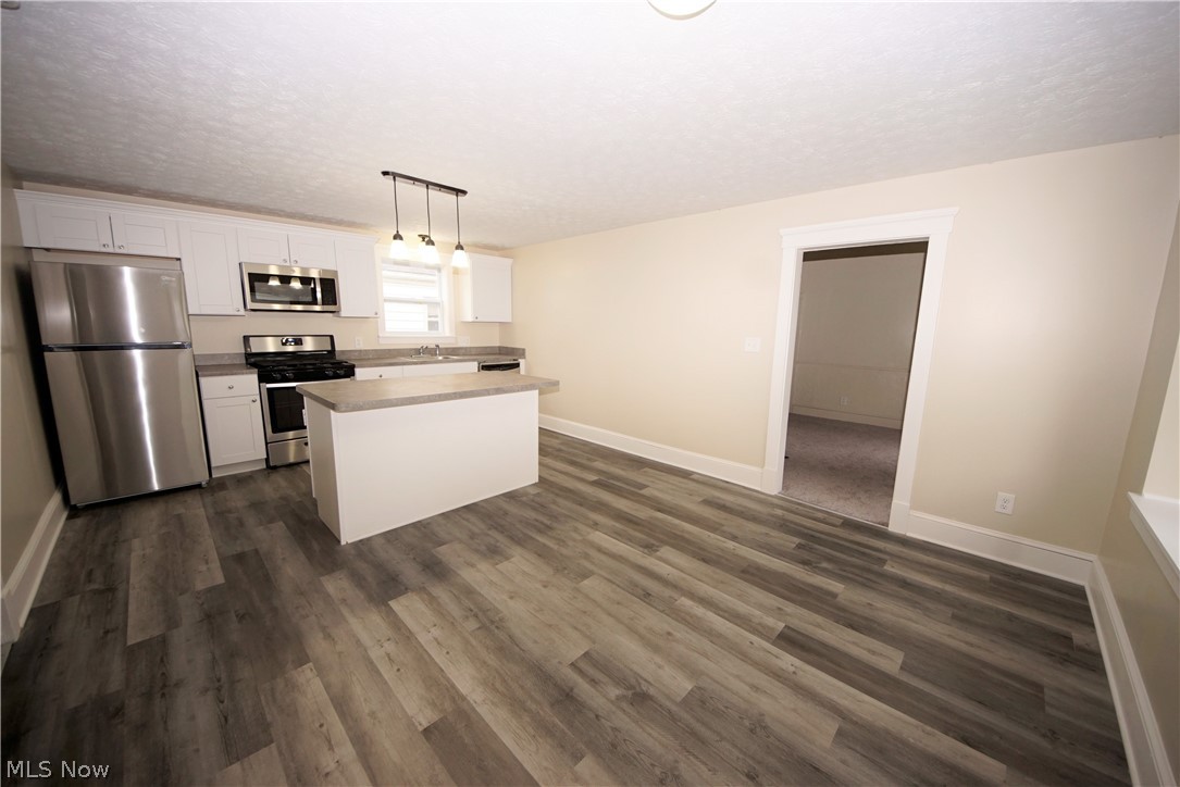 11904 Triskett Road Cleveland, OH 44111 - Photo 5 of 25 Gallery Image 5