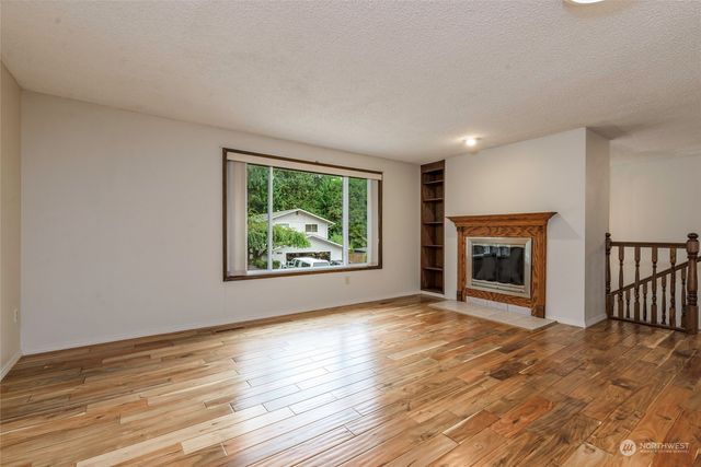 $590,000 | 8513 45th Street West, University Place, WA 98466