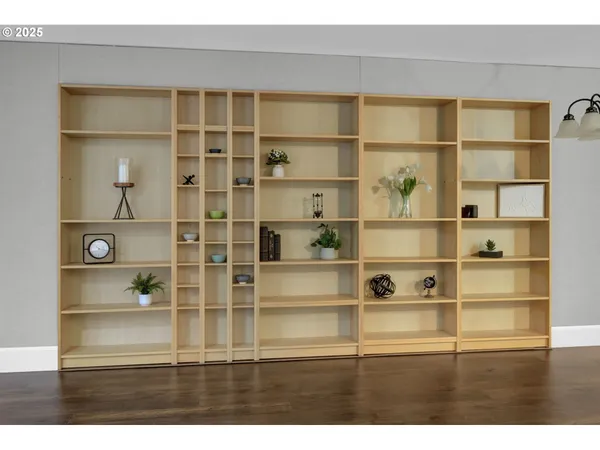 $354,900 | 3812 Colony Oaks Drive, Eugene, OR 97405