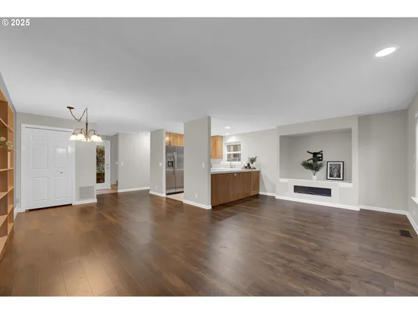 $354,900 | 3812 Colony Oaks Drive, Eugene, OR 97405