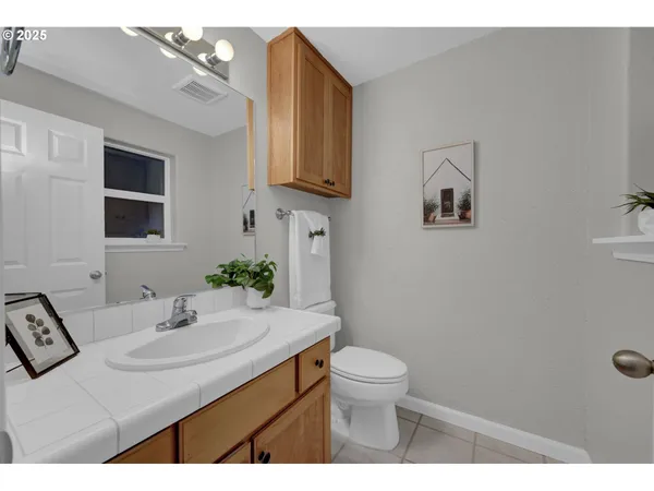 $354,900 | 3812 Colony Oaks Drive, Eugene, OR 97405