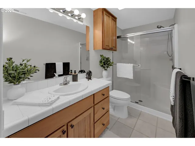 $365,000 | 3812 Colony Oaks Drive, Eugene, OR 97405