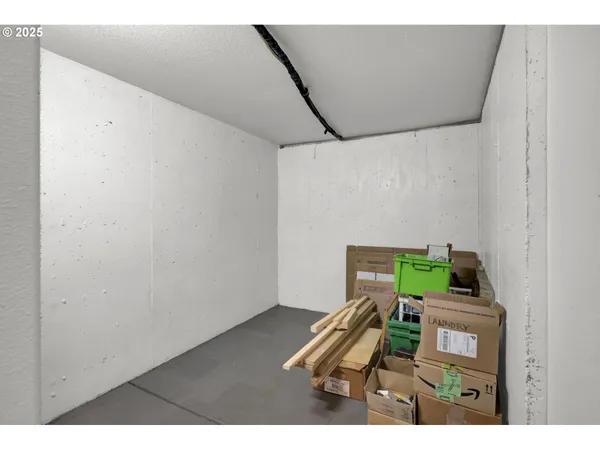 $354,900 | 3812 Colony Oaks Drive, Eugene, OR 97405