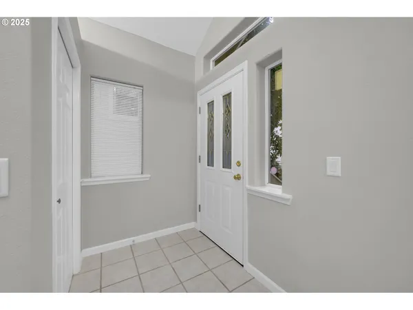 $354,900 | 3812 Colony Oaks Drive, Eugene, OR 97405