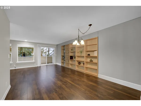 $354,900 | 3812 Colony Oaks Drive, Eugene, OR 97405