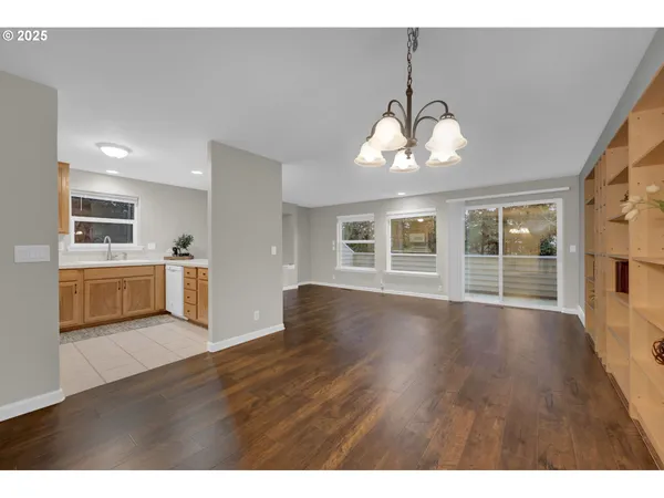 $354,900 | 3812 Colony Oaks Drive, Eugene, OR 97405