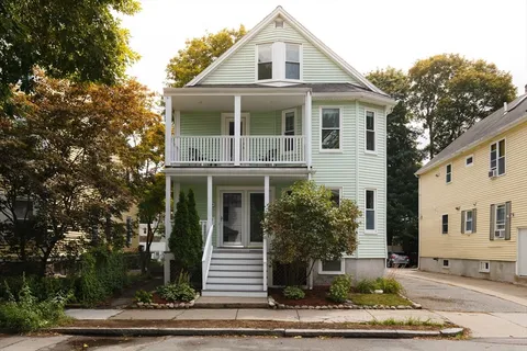 $985,000 | 128 Thorndike Street, Unit 128, Arlington, MA 02474