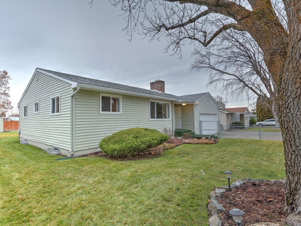 816 South Bannen Road Spokane Valley, WA 99037 - Photo 2 of 30 Gallery Image 2