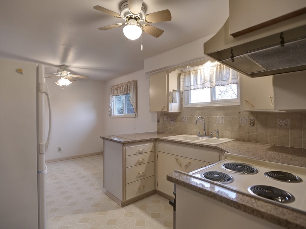 816 South Bannen Road Spokane Valley, WA 99037 - Photo 12 of 30 Gallery Image 12