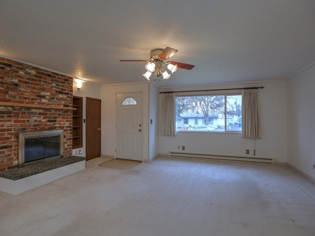 816 South Bannen Road Spokane Valley, WA 99037 - Photo 6 of 30 Gallery Image 6