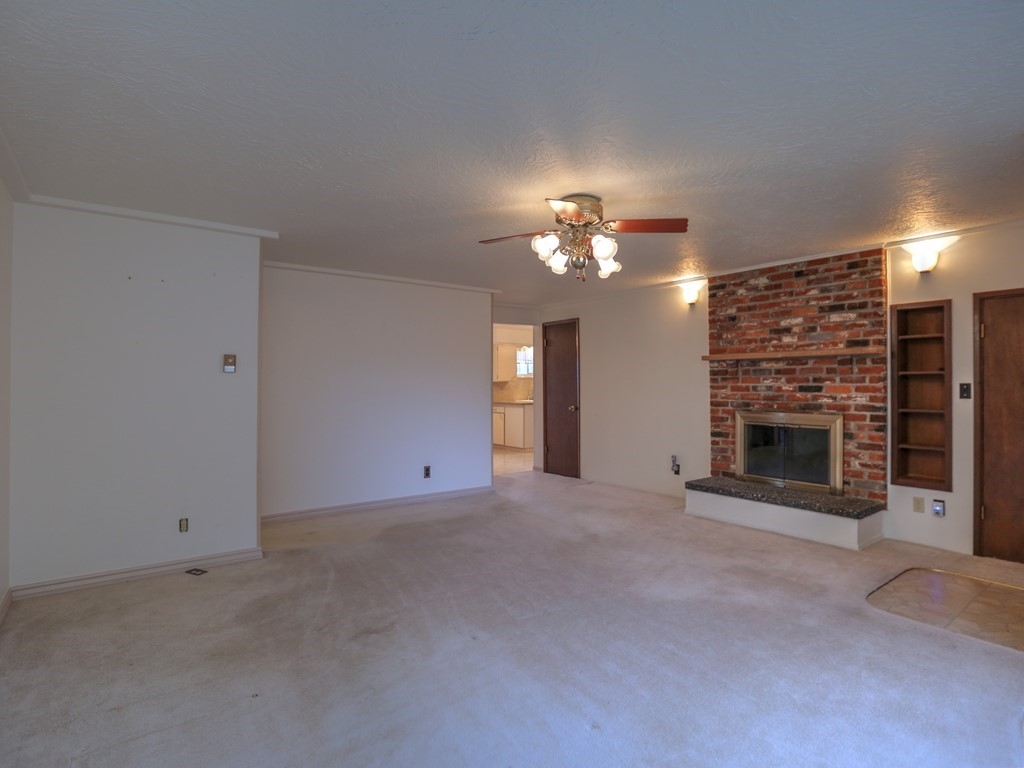 816 South Bannen Road Spokane Valley, WA 99037 - Photo 8 of 30 Gallery Image 8