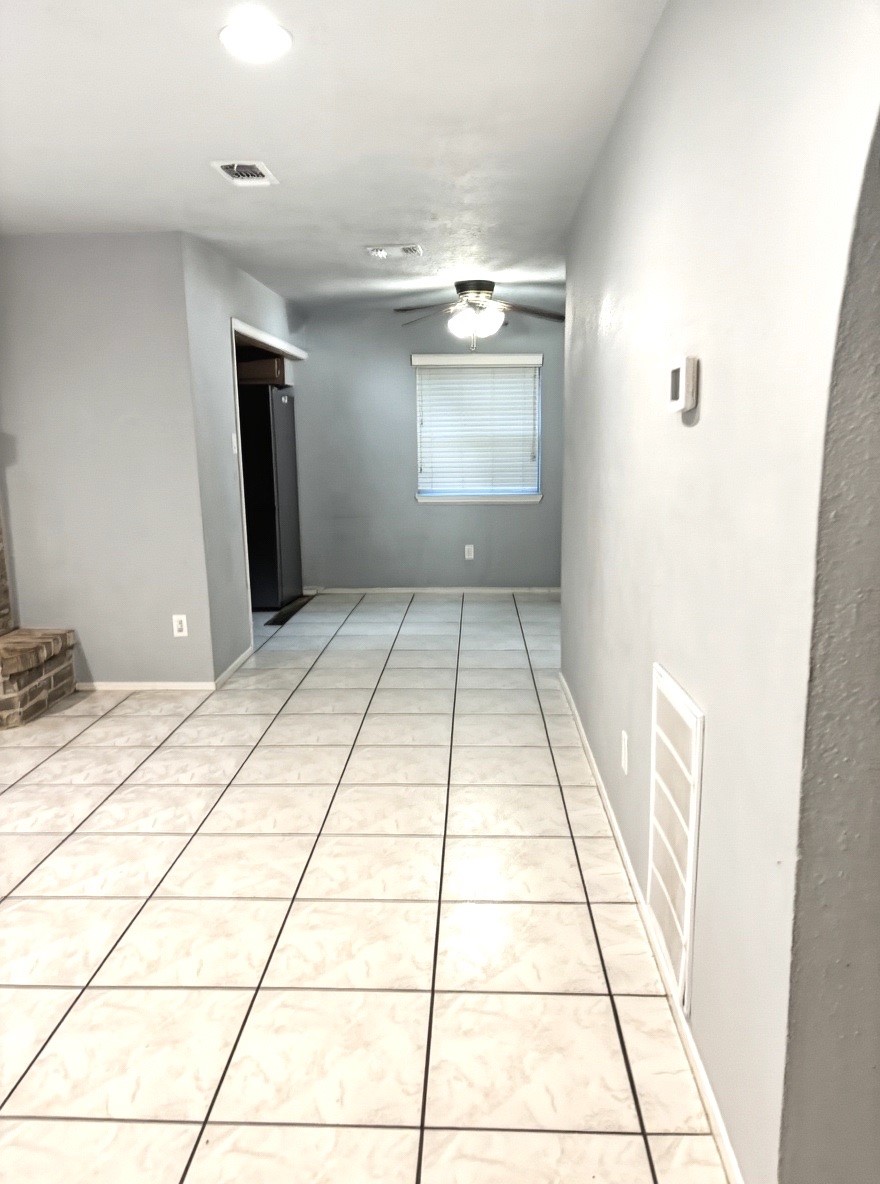 2514 Union Mill Road Houston, TX 77067 - Photo 13 of 25 a view of entryway