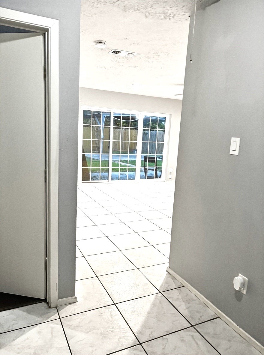 2514 Union Mill Road Houston, TX 77067 - Photo 7 of 25 a view of a door and a window