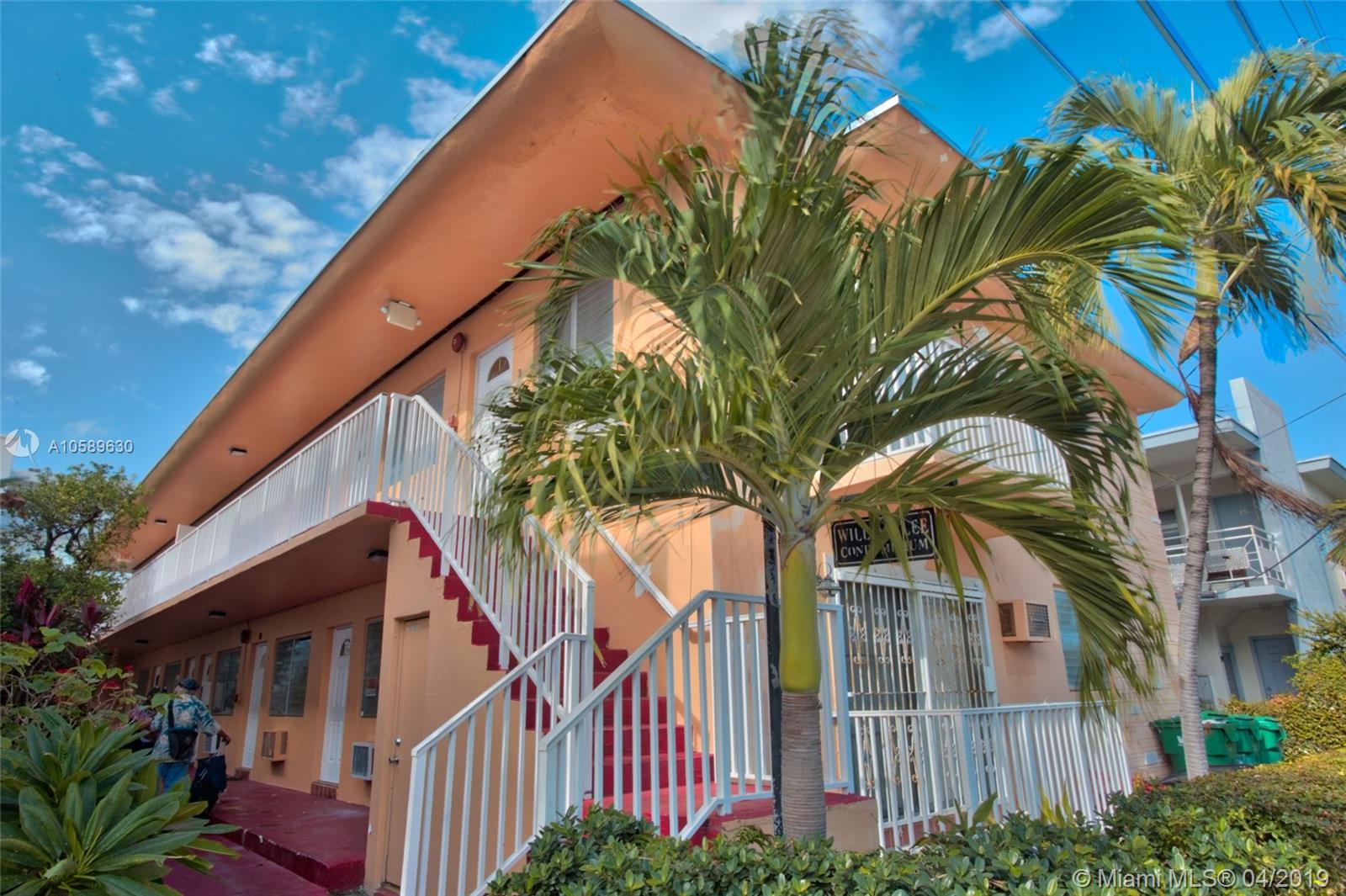 7720 Harding Avenue, Unit 6 Miami Beach, FL 33141 - Photo 1 of 10