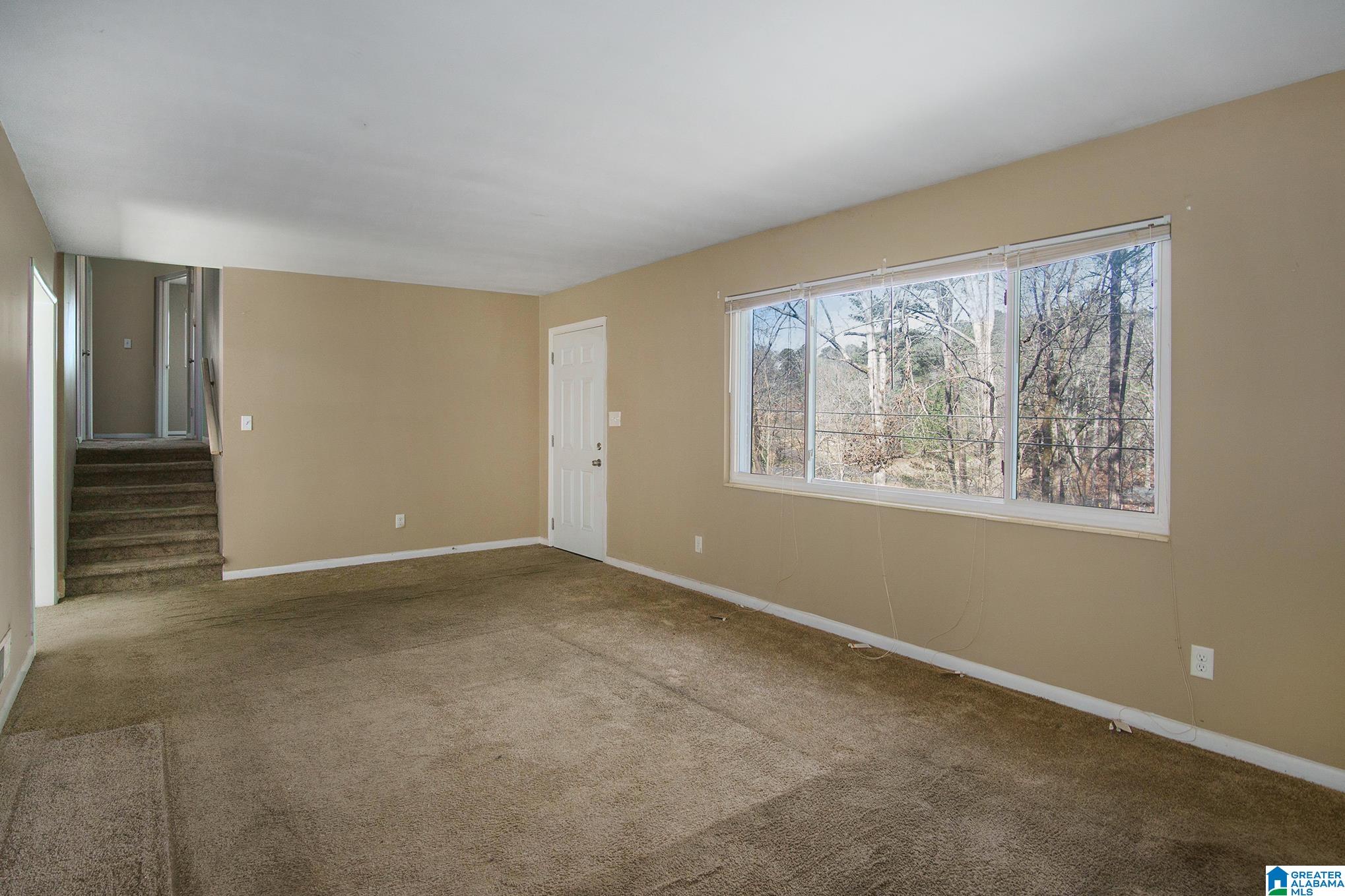 1009 Springview Street Birmingham, AL 35215 - Photo 4 of 25