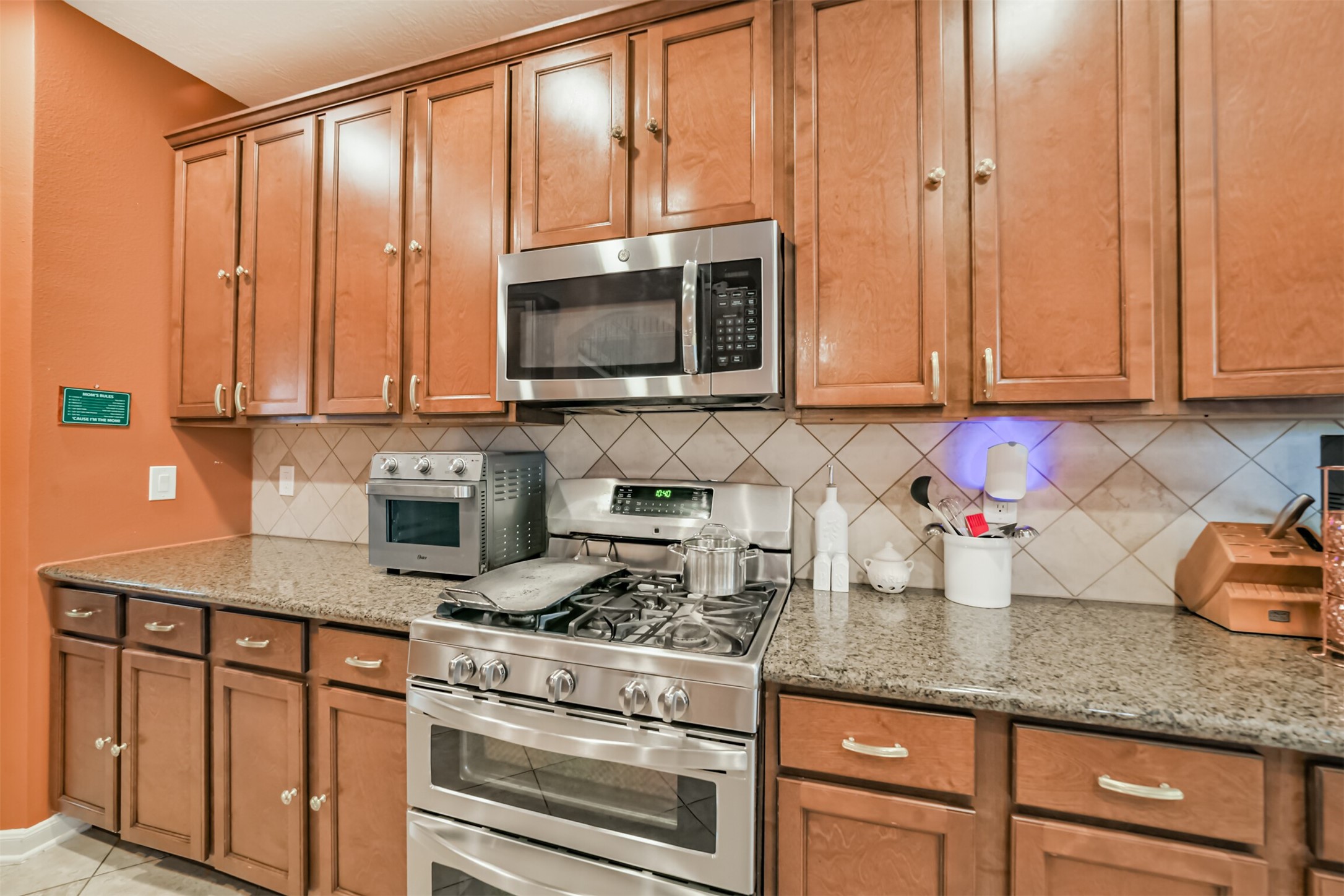 22015 Bridgestone Eagle Court Spring, TX 77388 - Photo 14 of 48